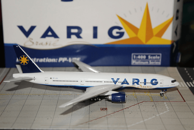 VARIG B777-200ER (PP-VRE), 1:400 Phoenix