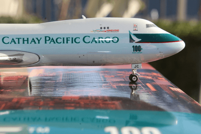 Cathay Pacific Cargo B747-8F CX's 100th Boeing (B-LJC), 1:400, Phoenix, Rare