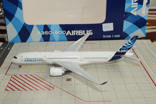Airbus A350-900 (F-WXWB) 1:400