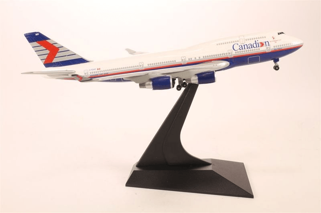 Canadian B747-400 (C-GMWW), 1:400