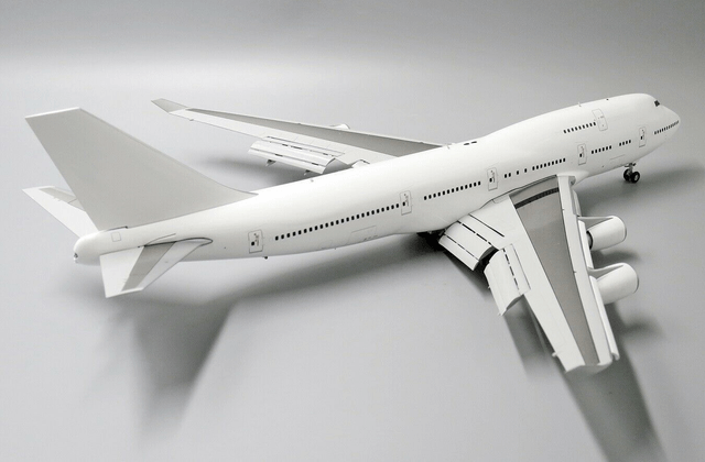 BLANK B747-400 (GE ENGINE) FLAP DOWN, 1:200