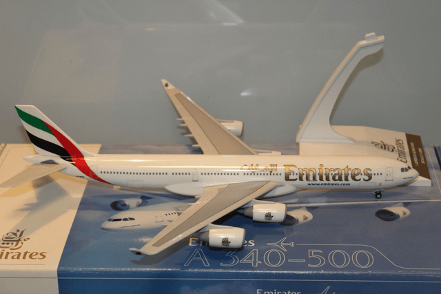 Emirates A340-500 (A6-ERA), 1:200