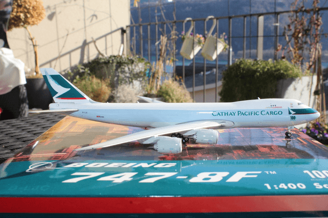 Cathay Pacific Cargo B747-8F CX's 100th Boeing (B-LJC), 1:400, Phoenix, Rare