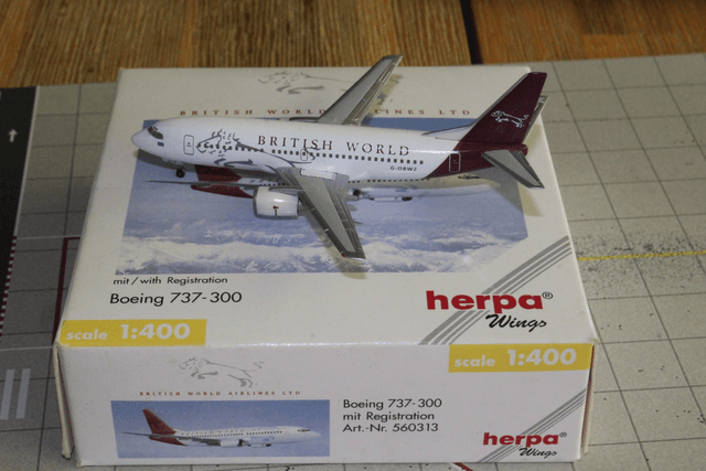 British World Airlines LTD B737-300 (G-OBWZ), 1:400, Herpa