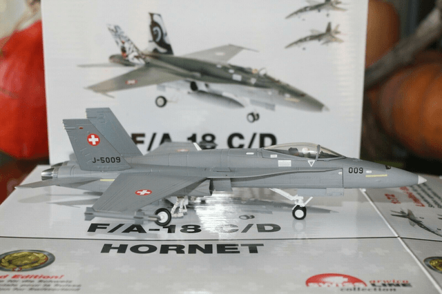 F/A-18C Swiss Air Force (Einsitzer) J-5009 1:72 Arwico