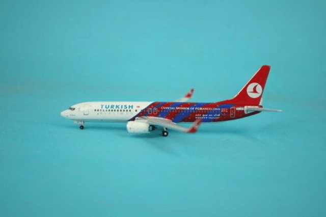 Turkish Airlines B737-800 (TC-JGY) "FC Barcelona", 1:400 Phoenix