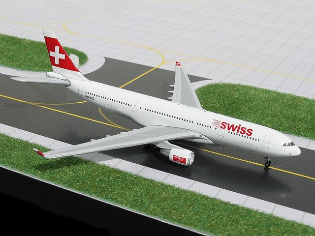 Swiss A330-200 (HB-IQC), 1:400 Gemini Jets/Schuco
