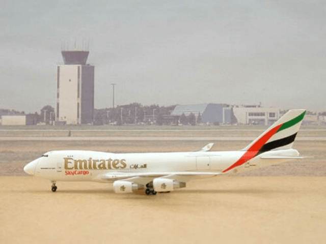 Emirates Airlines B747-47UF "SkyCargo" (N408MC), 1:400