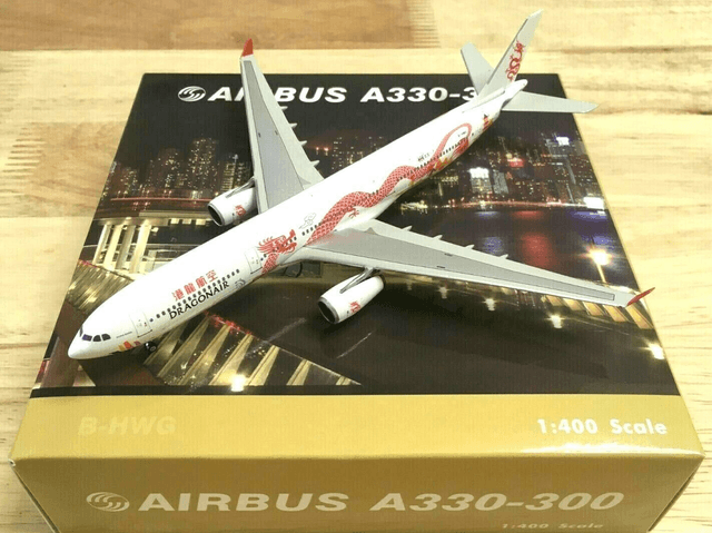 Dragonair A330-300 (B-HWG) "20th anniv.", 1:400, Phoenix
