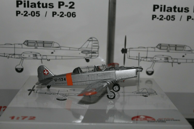Pilatus P-2-06 U-134 Orange/Alu Dübendorf (1970), 1:72, ACE