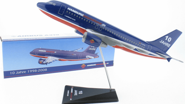 Hamburg International A319 (D-AHIK), "10 Jahre Bemalung", 1:100, Herpa