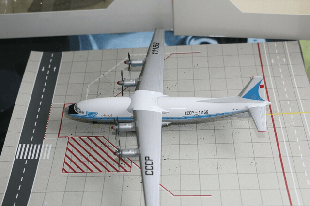 Aeroflot Antonov An-10 (CCCP-11169) , 1:200, lim. Ed. 50, very rare!