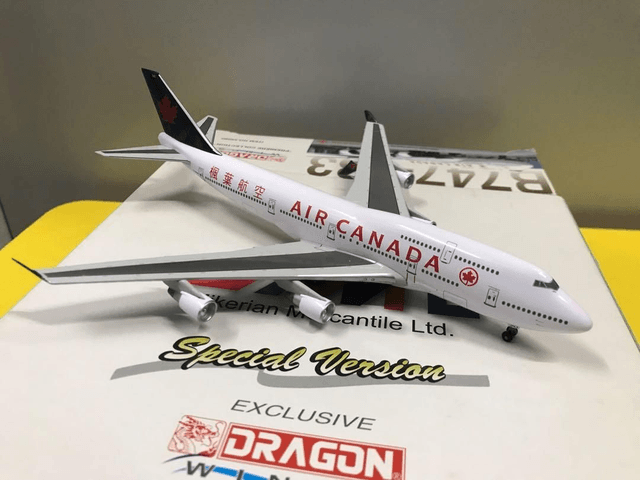 Air Canada B747-433 (C-GAGN) "CHINESE CHARACTERS", 1:400
