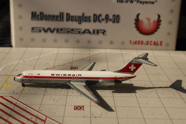 Swissair DC-9-30 (HB-IFV) "Bülach", 1:400