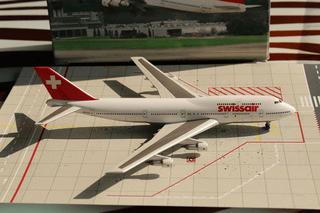 Swissair B747-300 (HB-IGE), 1:400