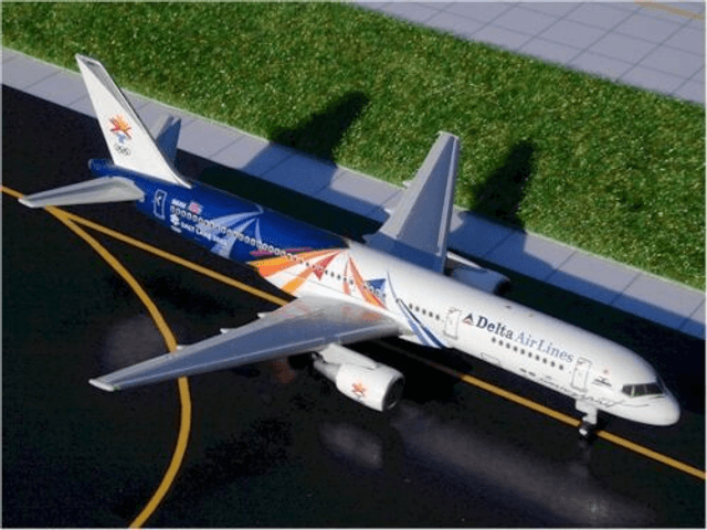 Delta Airlines B757-200 &quot;Soaring Spirit&quot; (N6701), 1:400