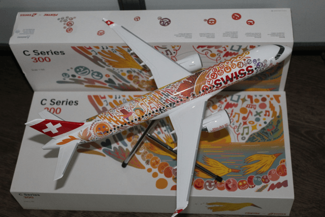Swiss Bombardier CS300 Modell, 1:100 &quot;Fête de Vignerons&quot;