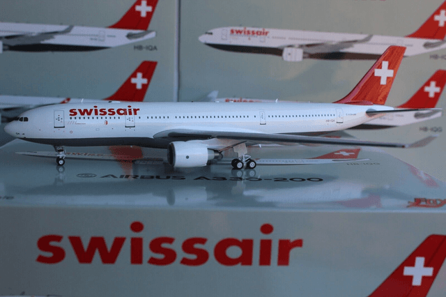 Swissair A330-200 (HB-IQA) Sion, 1:200, J-FOX