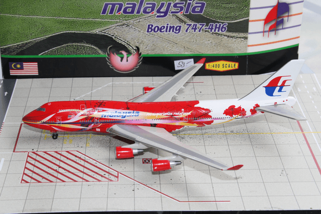 Malaysia B747-400 (9M-MPD) &quot;Hibiscus&quot;, 1:400, Phoenix