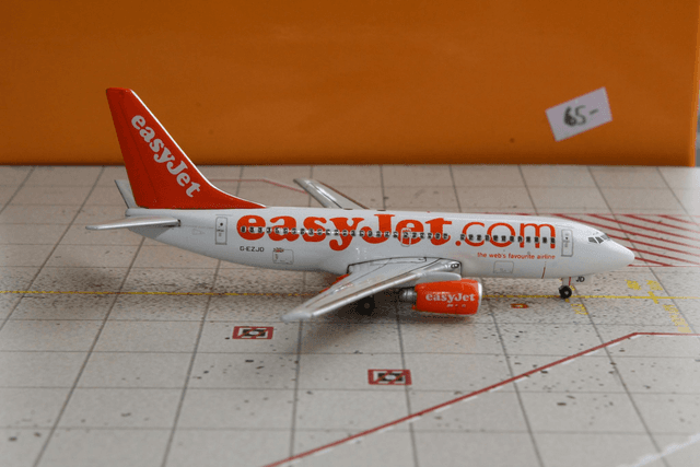  EasyJet B737-700 (G-EZJD) &quot;Big@Gatwick, 1:400 Schuco/Gemini Jets