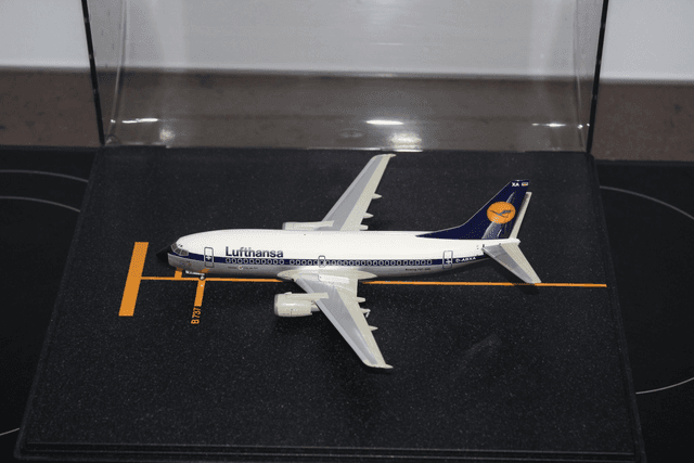 Lufthansa B-737-300 (D-ABXA) &quot;Giessen&quot;, Herpa Modell Edition 1:200