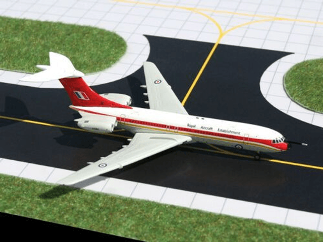 Royal Aircraft Establishment color scheme VC-10 (XX914), 1:400 GeminiMacs